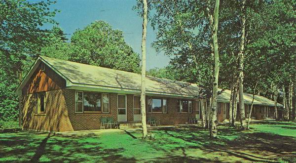 Birch Lodge Motel Trout Lake From Deb Rhead1