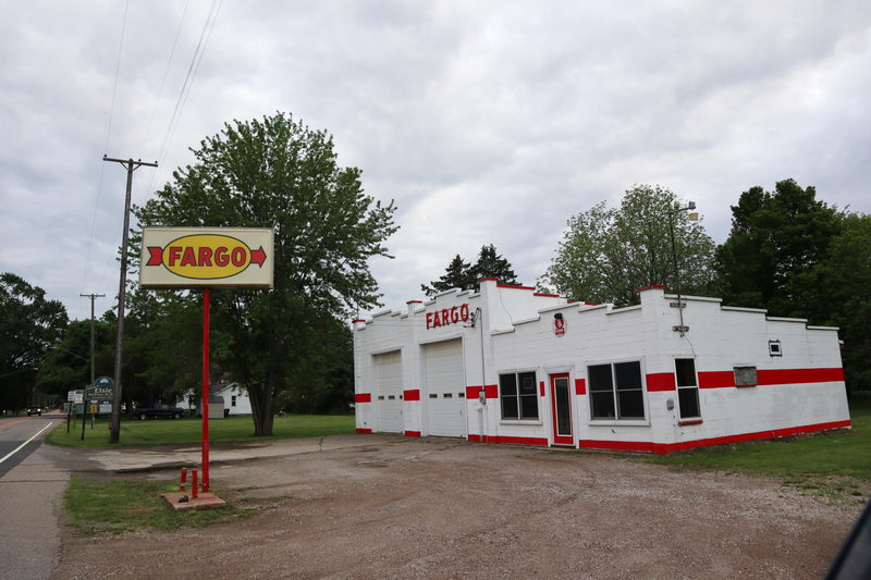 Michigan Theaters Drive-Ins Amusement Parks Auto Racing Motels Resorts