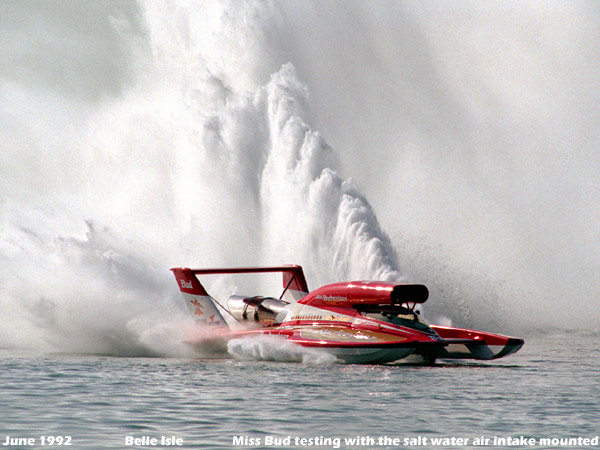 Boat Racing in Michigan