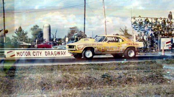 Motor City Dragway New Baltimore MI - WaterWinterWonderland.com - Drag