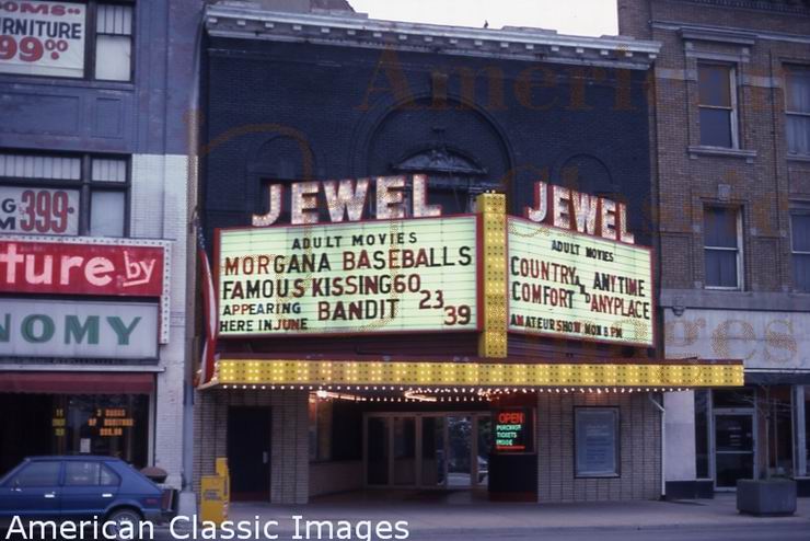 Jewel Theatre (Bijou Theatre) Mount Clemens MI - WaterWinterWonderland